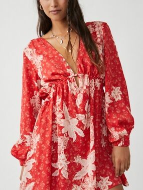 Free PEOPLE Red Floral V-Neck Long Sleeve Mini Dress